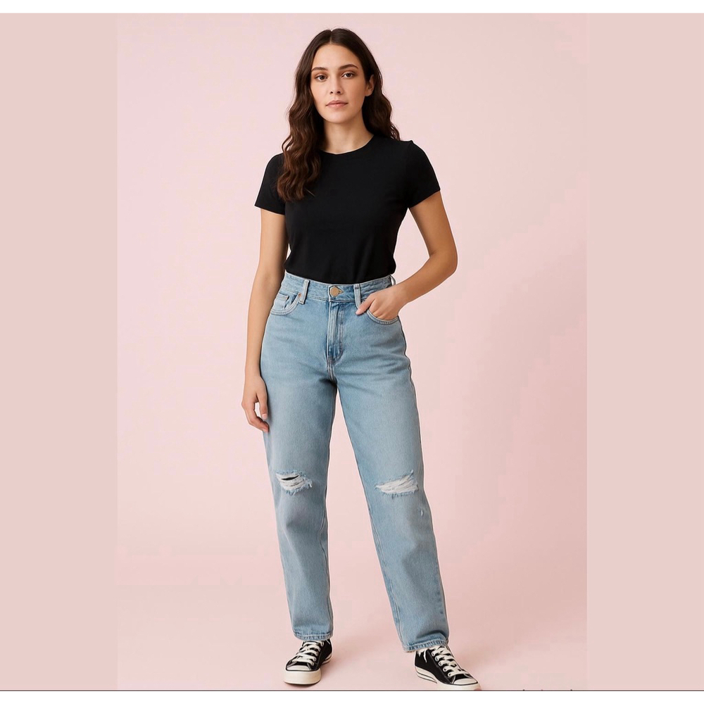 Betro SIMONE premium denim mom’s jeans high waisted distressed Sz 32 NWT
